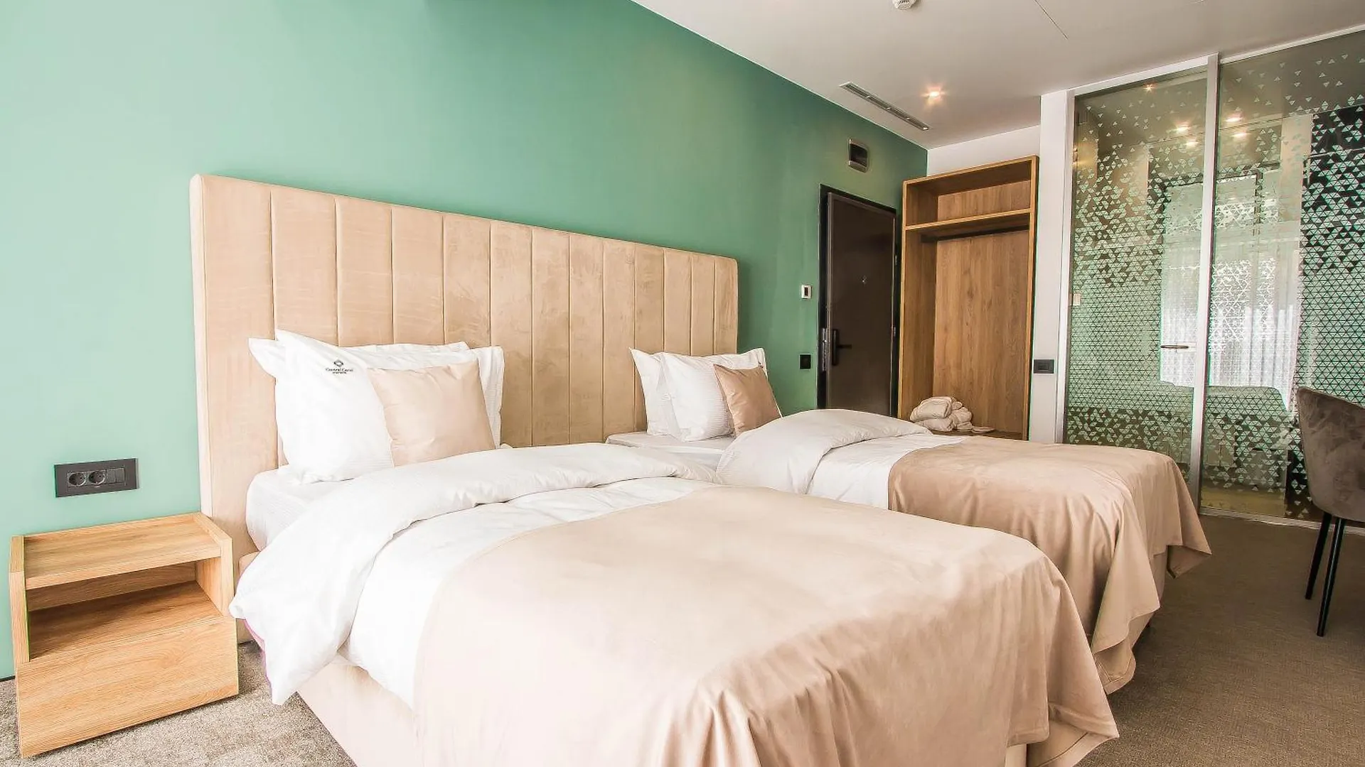 Central Apart Hotel Bucarest 4*,  Romania