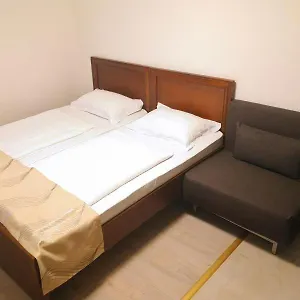 B&B Zender