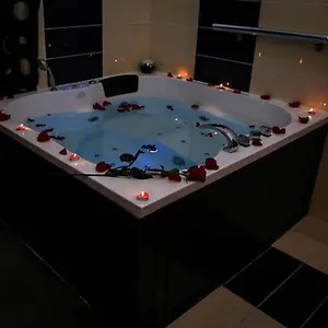 Bed & Breakfast Luxinn, Bucarest